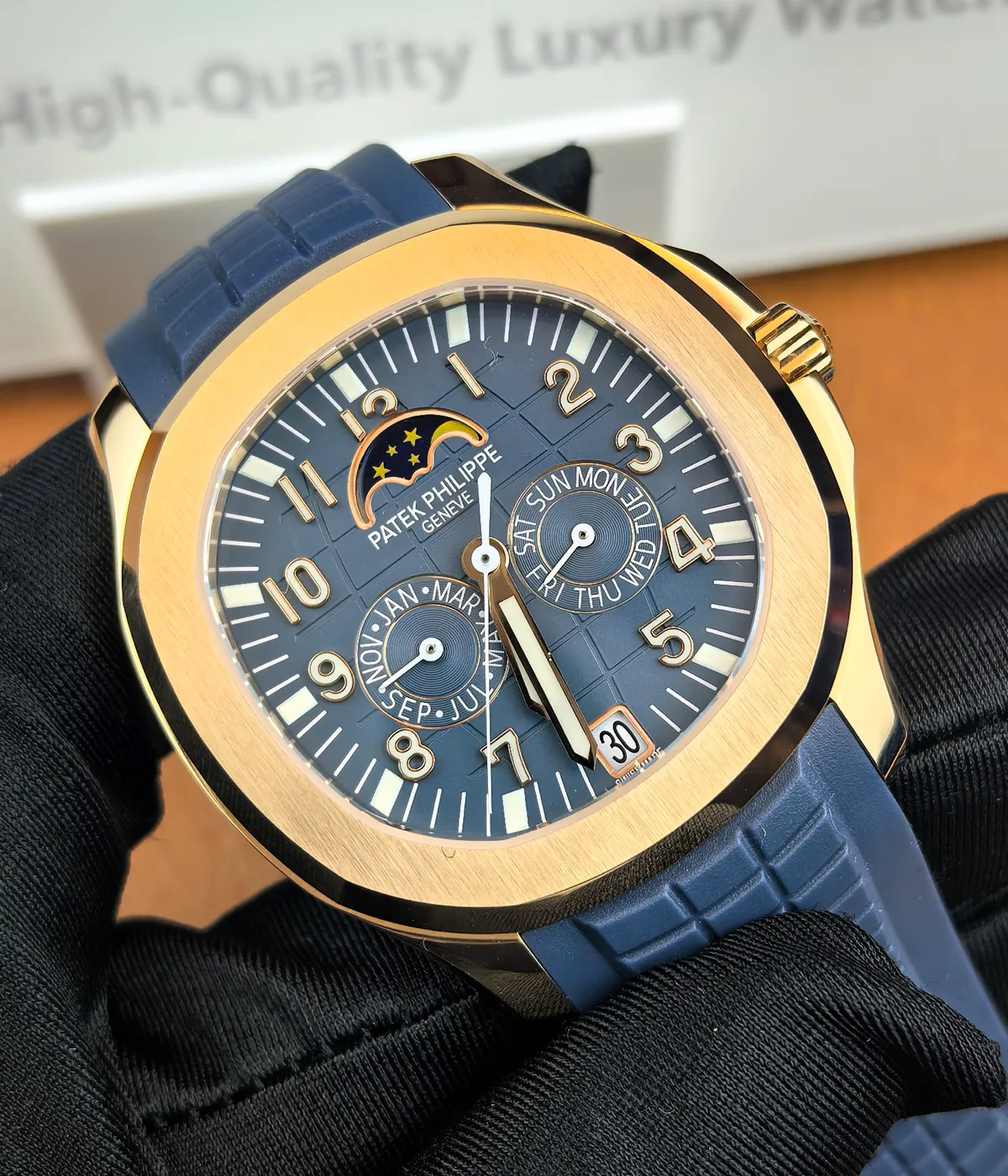 Patek Philippe Aquanaut Luce 5261R displayed at a 120-degree angle — highlights case depth, strap curvature and dial reflections.
