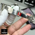 Super clone rolex 116610lv hulk clasp open close up