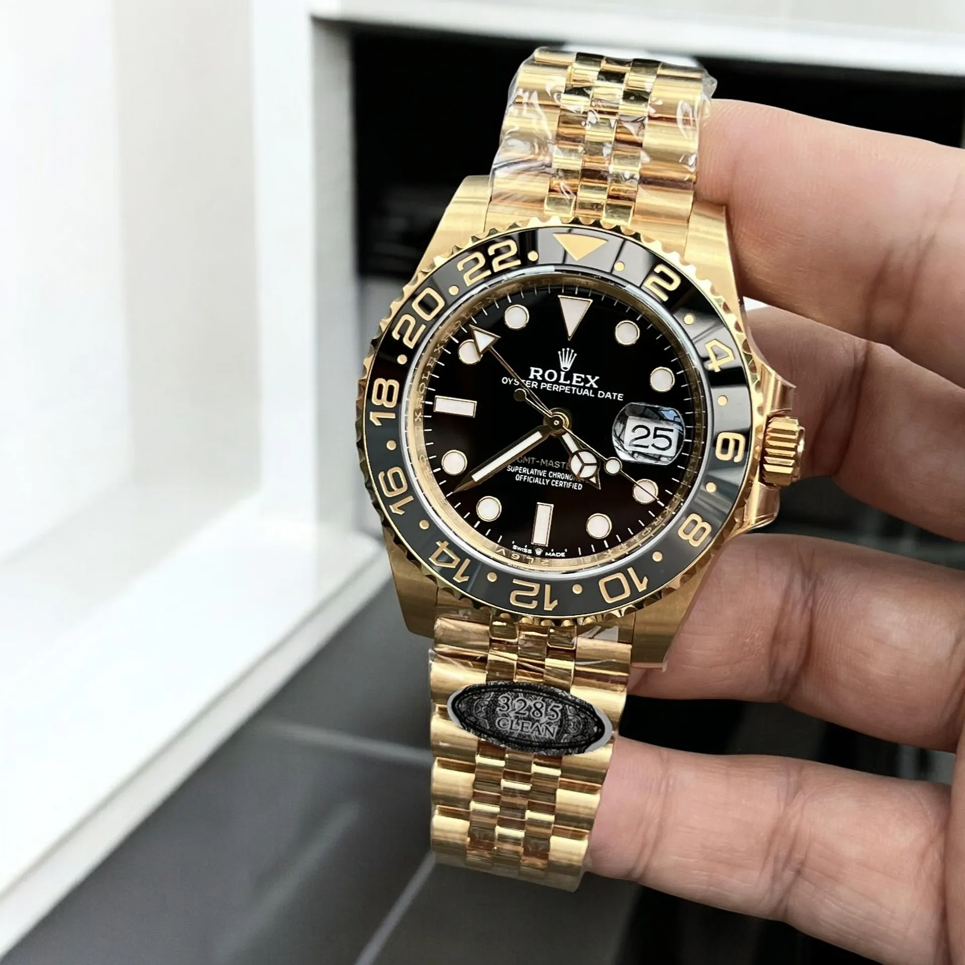 Super Clone Men's Rolex Gold Watch 126718GRNR Black Dial Front View