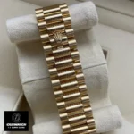 Replica Rolex Day Date 40 Yellow Gold Watch with the prestigious President bracelet, crafted in yellow gold for a sophisticated finish.