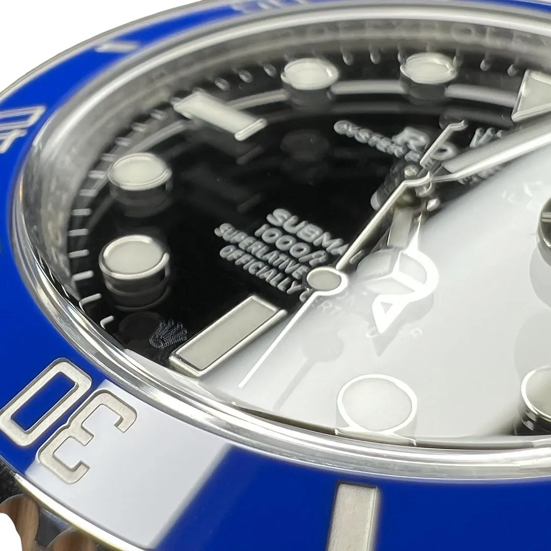 Super Clone Submariner Date 126619LB Watch close-up of blue ceramic bezel