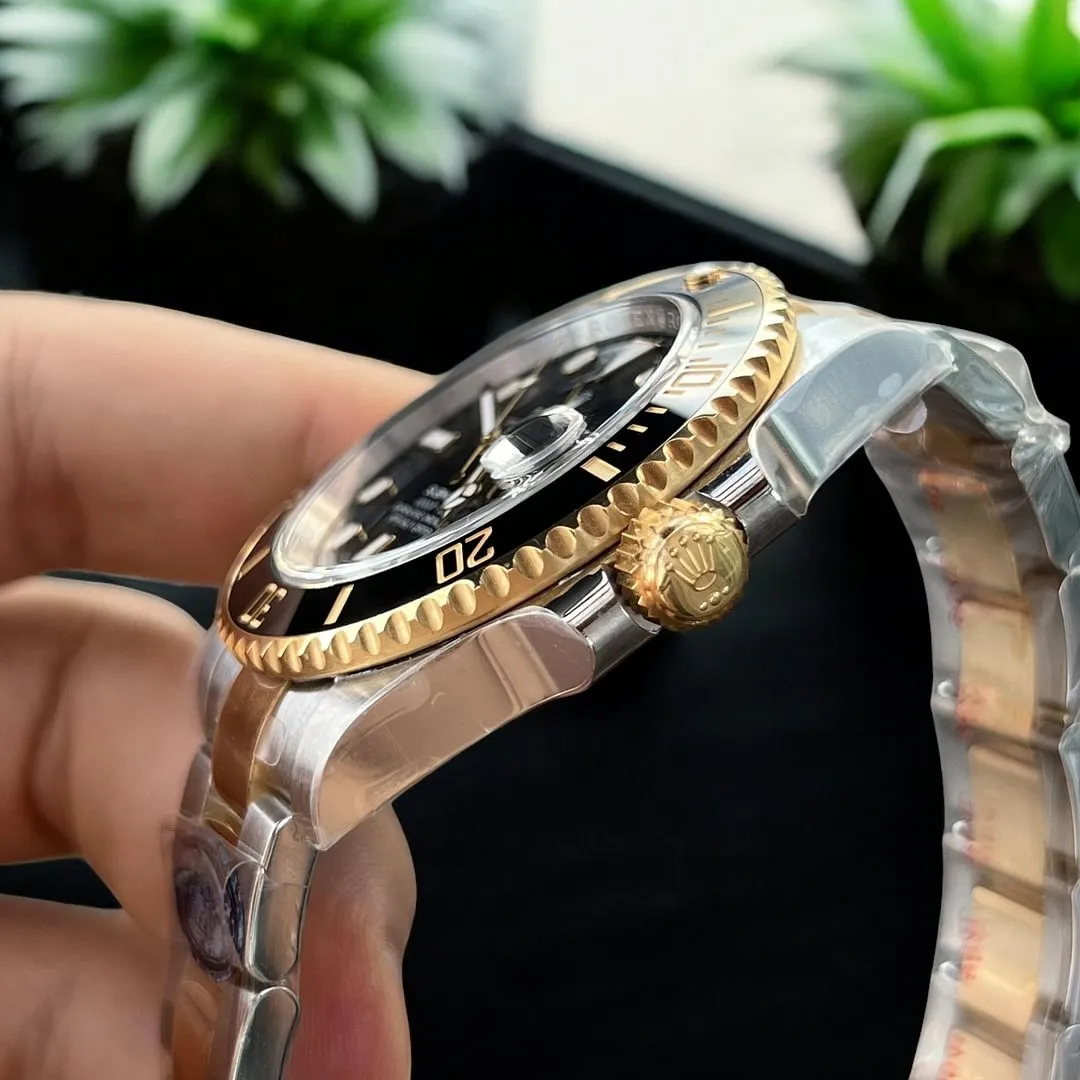 SUPER CLONE Rolex Submariner Two Tone Black 116613LN watch side view of case and 18K gold crown