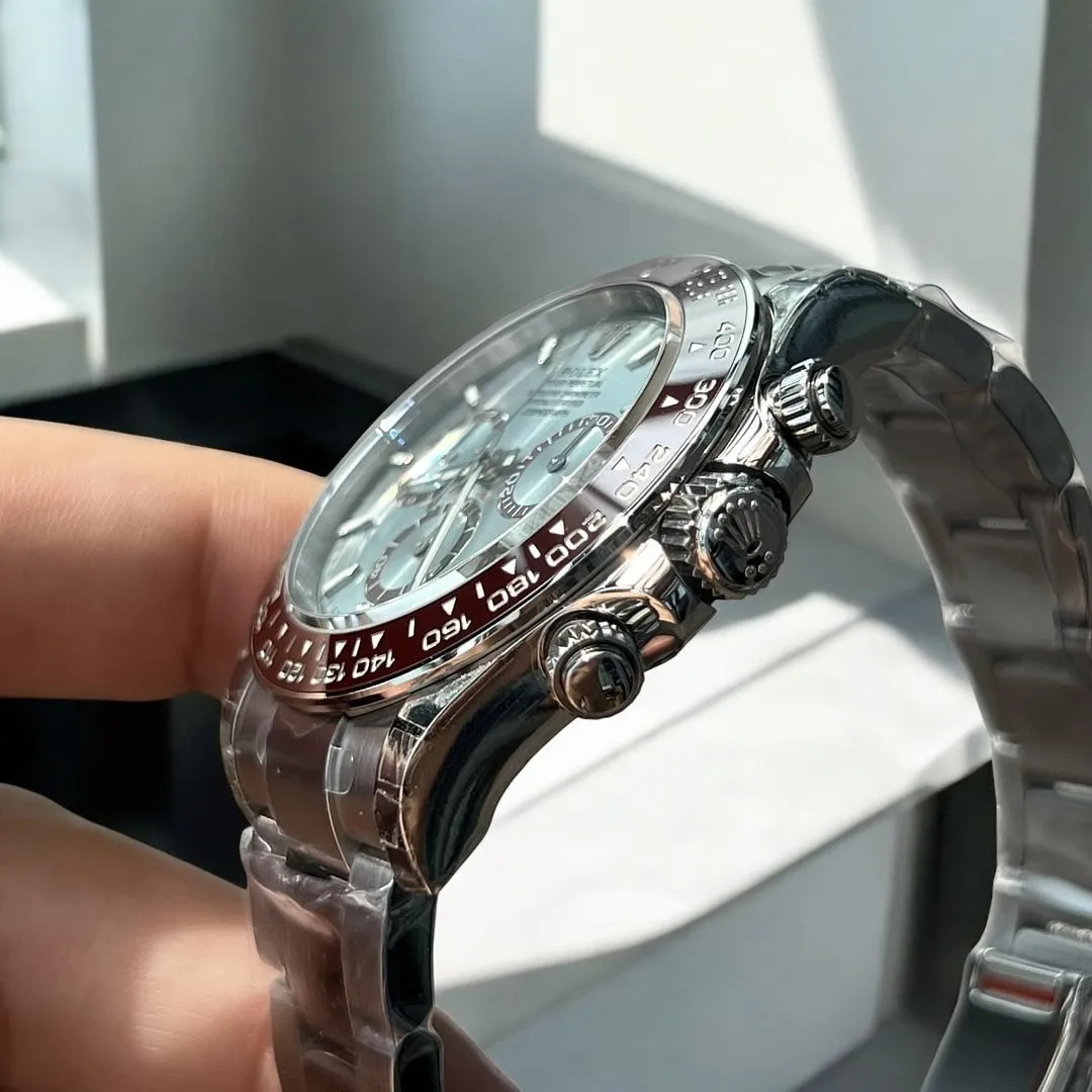 Triplock Winding Crown and Screw-Down Pushers - Rolex Daytona Ice Blue Edition Technical Focus