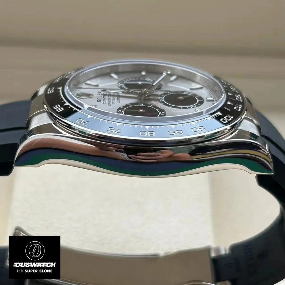 180-degree side view of Rolex Daytona 126519LN showcasing the 904 stainless steel case.