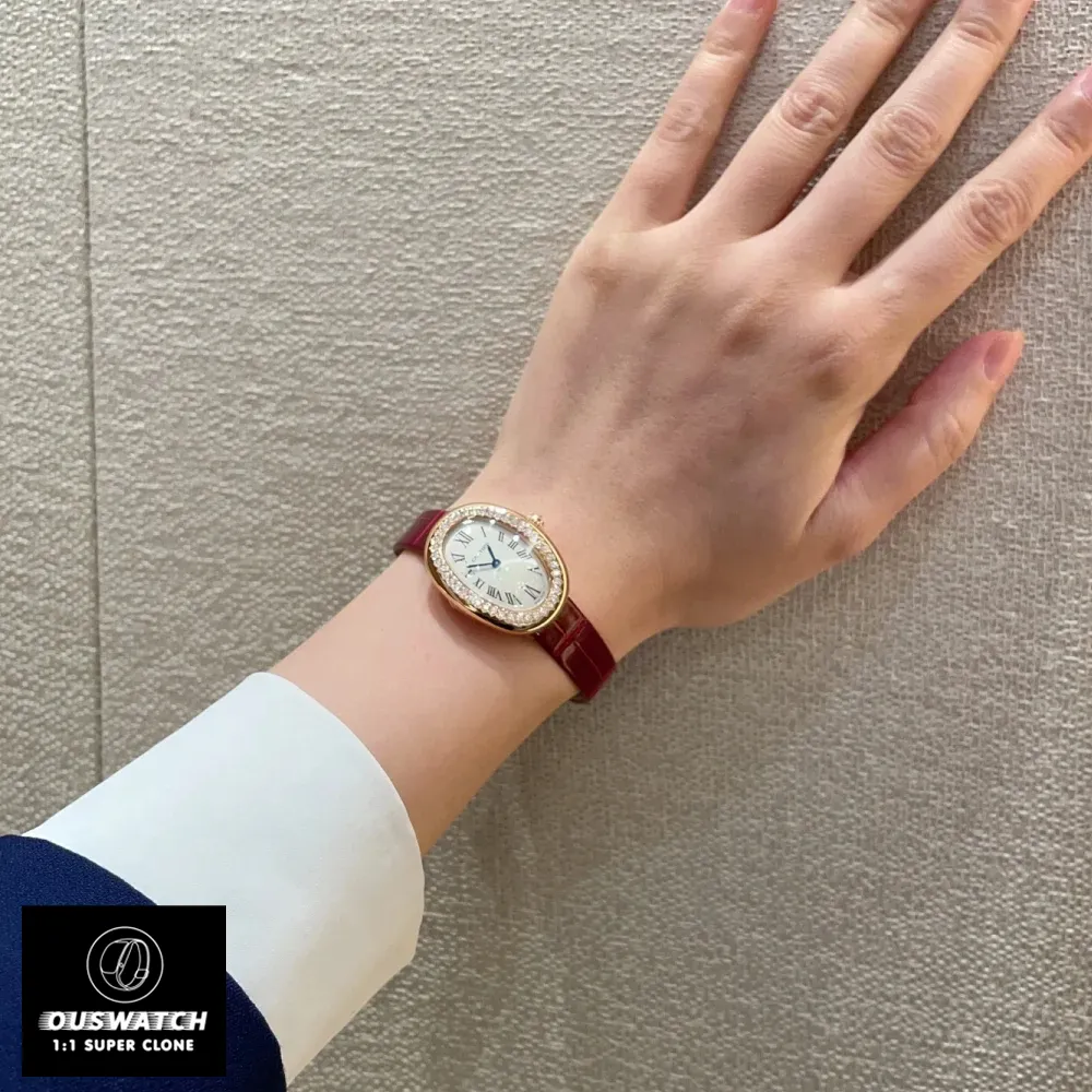 Cartier Baignoire WJBA0031 watch dupe displayed on a wrist, illustrating its fit.
