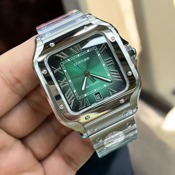 Another close-up of the green dial on the Super Clone Cartier Santos WSSA0062 watch