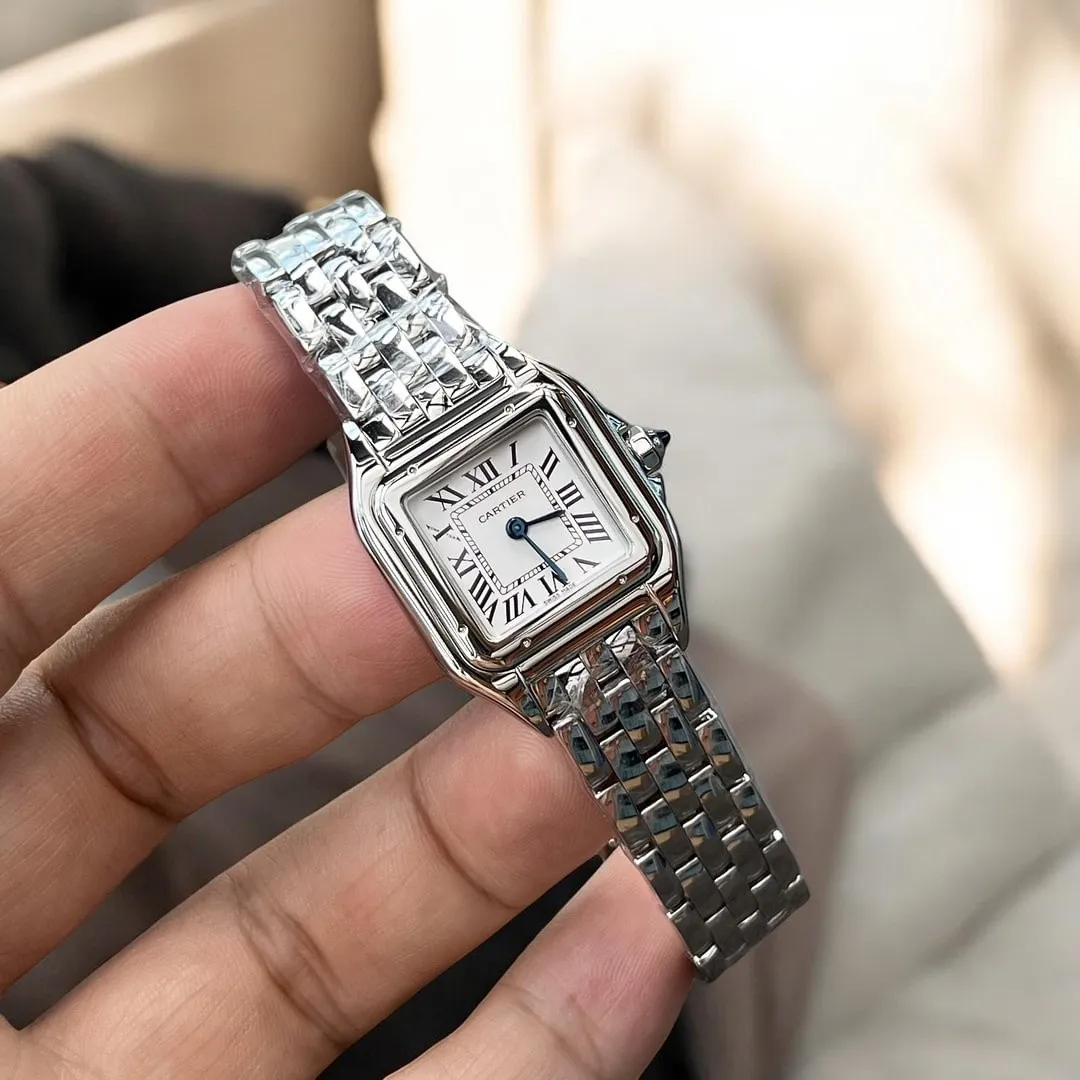 120-degree full view of the Panthère de Cartier WSPN0013 watch dupe