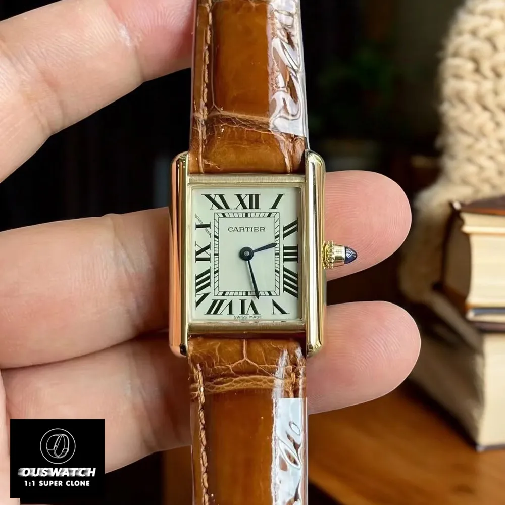 Full-face view of Cartier Tank replica watch - Signature 28.5×21mm dimensions with quartz movement accuracy