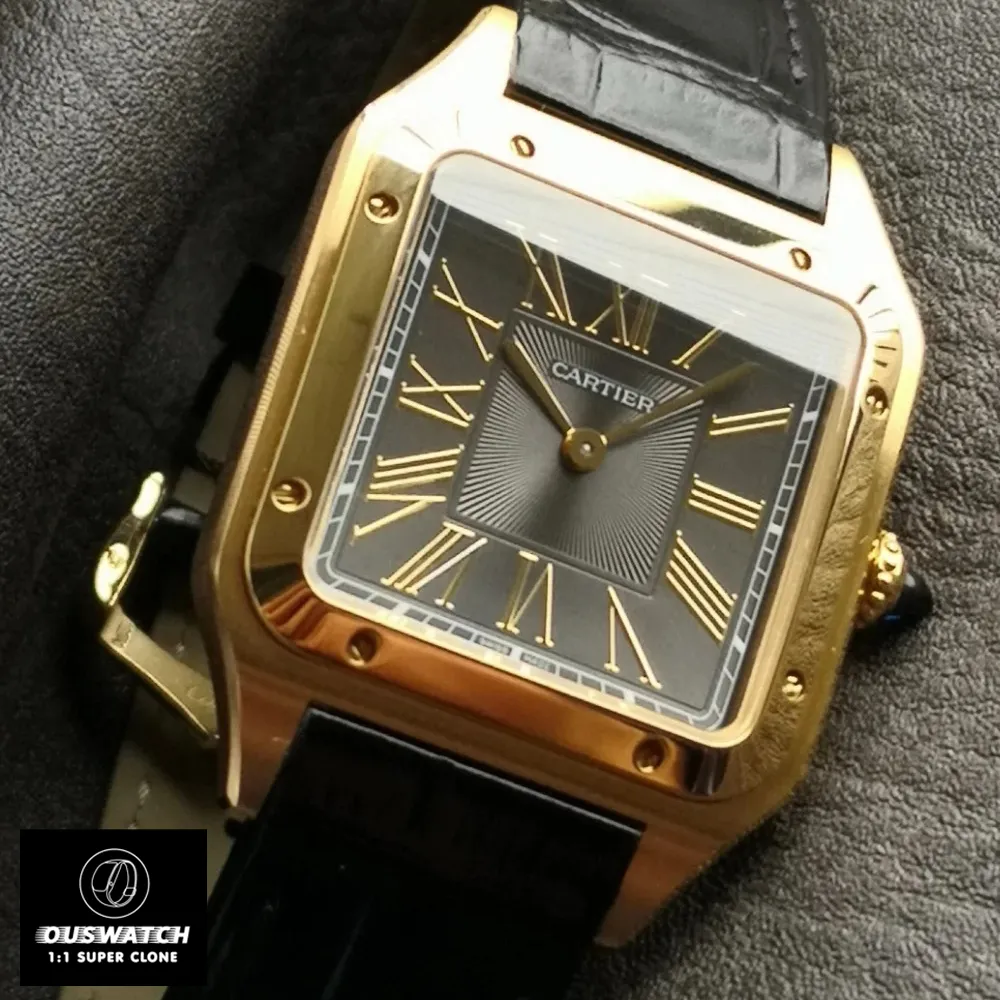 Close-up of the blue dial on the Super Clone Cartier Santos-Dumont Large Model WGSA0115