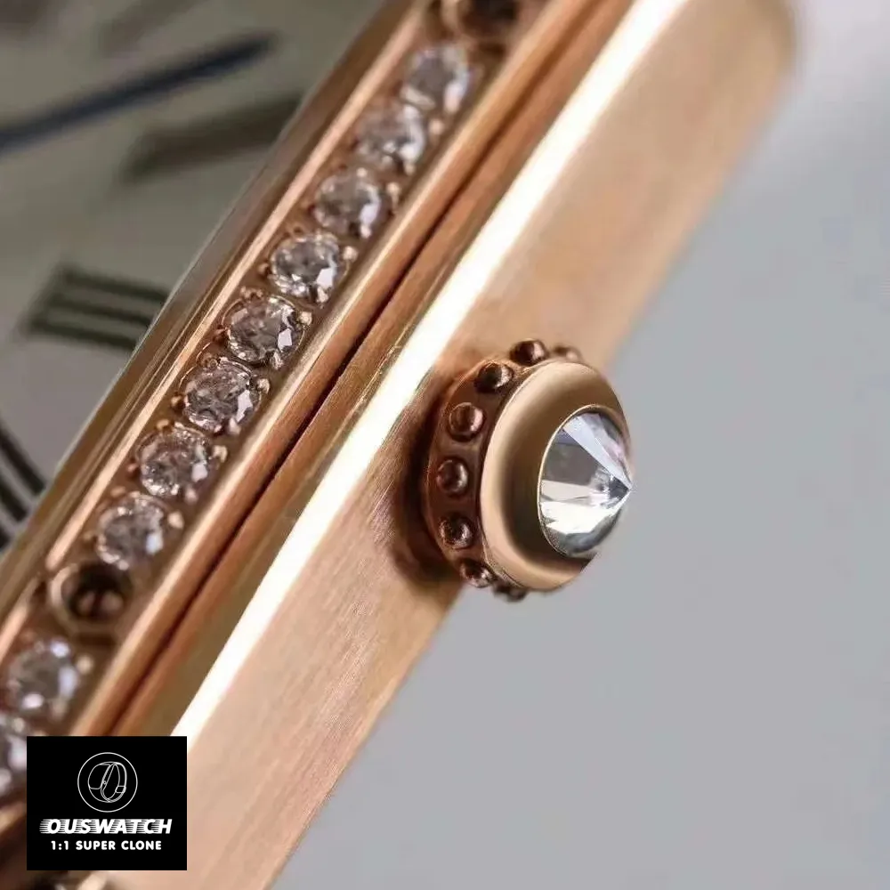 Diamond-accented beaded crown on Cartier Santos Dumont WJSA0017, featuring a single brilliant-cut diamond for refined luxury