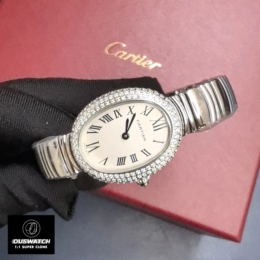 45-degree angle of Cartier Baignoire WJBA0020 watch on wrist for size reference.