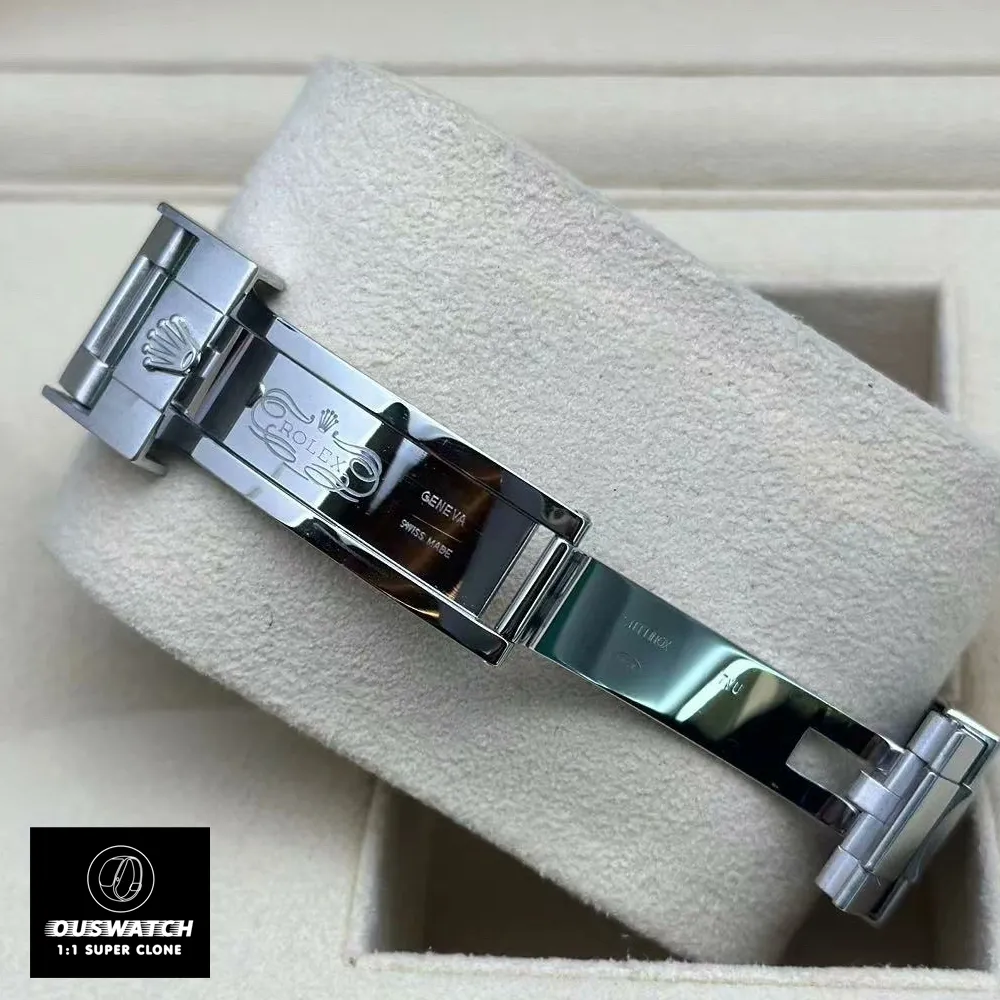 Open view of the super clone Rolex Submariner Black No Date Watch clasp, highlighting the Glidelock extension system and brushed finish