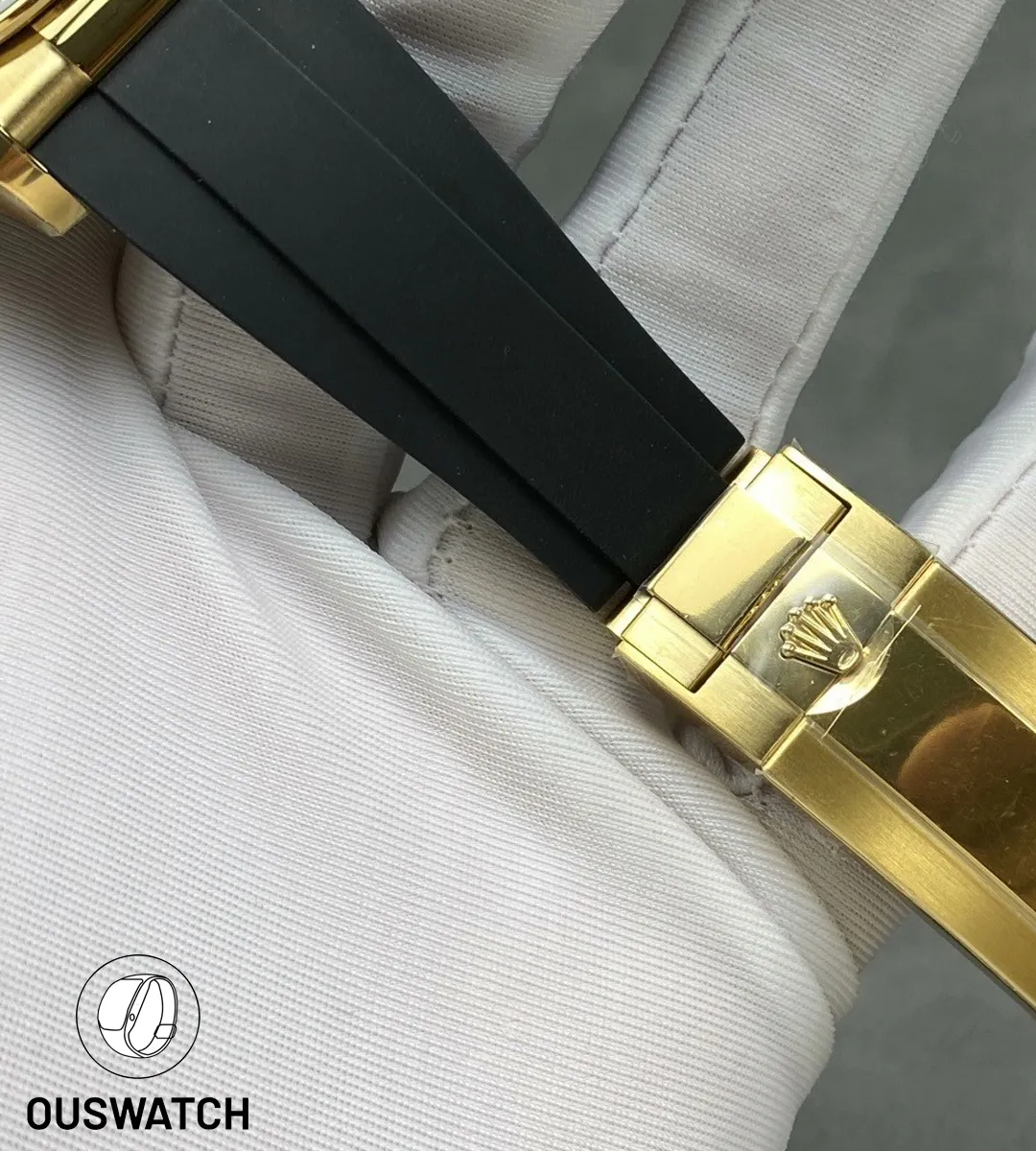 Replica Rolex 126518LN Daytona featuring black Oysterflex rubber strap