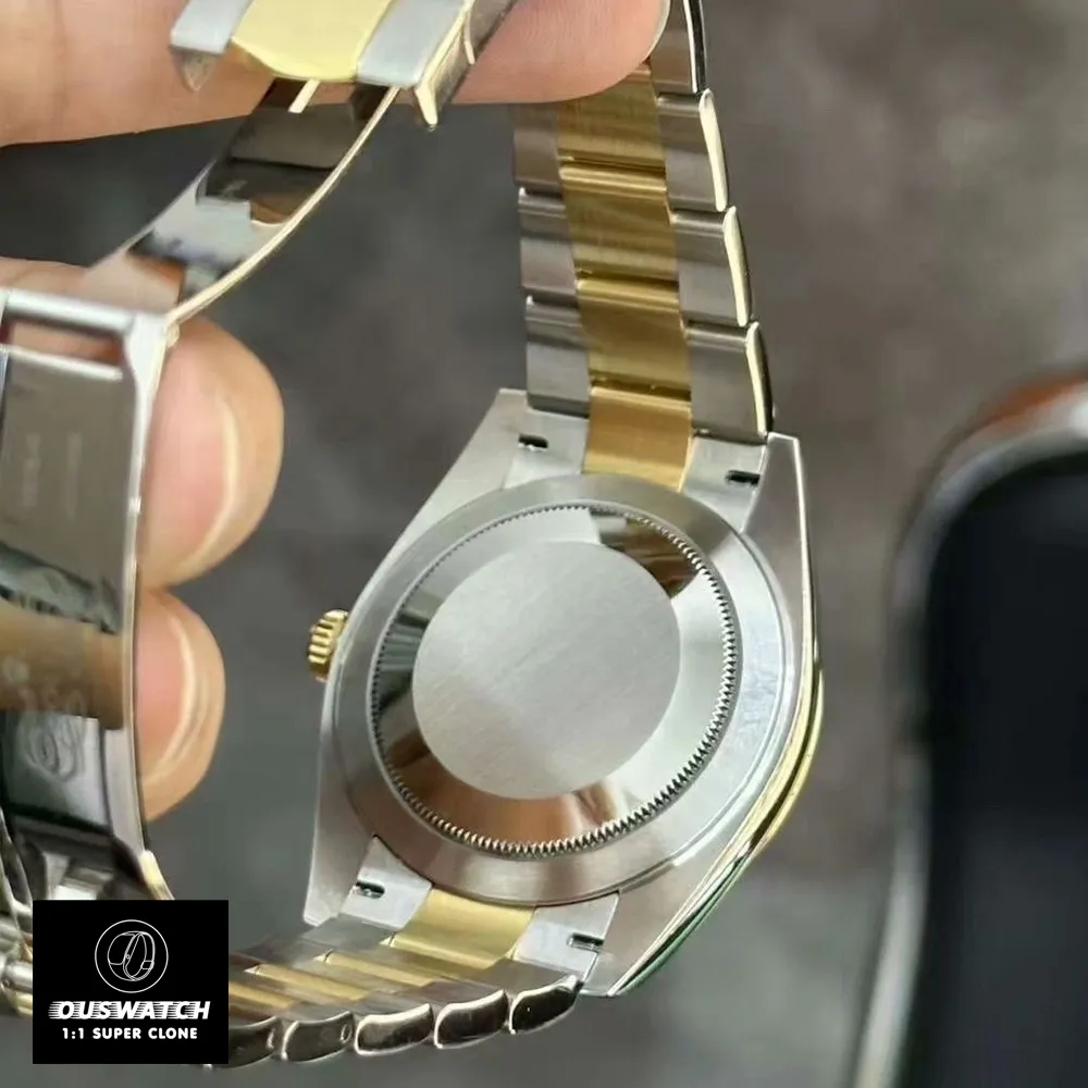 Rear view of the Rolex Datejust 41 mm with champagne dial, displaying the solid caseback and bracelet attachment.