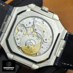 Exhibition caseback of the Patek Philippe Cubitus 5822p-001 highlighting the intricate movement details.