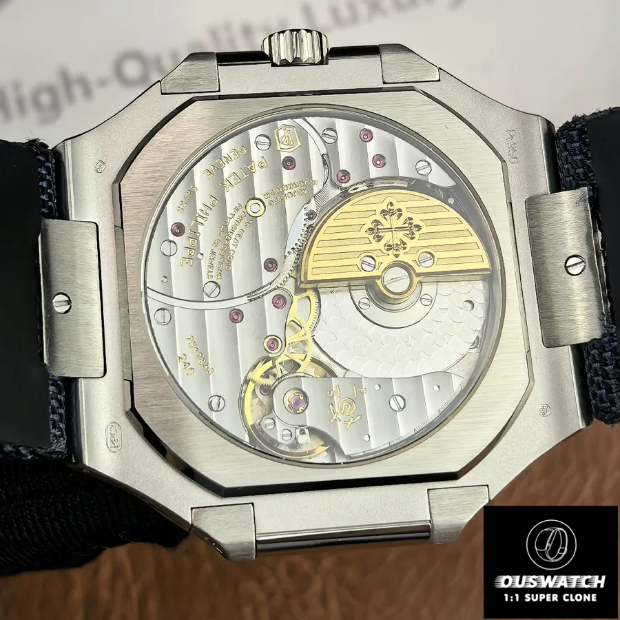 Patek 5822p-001 Super clone Watch Swiss Cloned Movement 240 PS