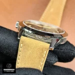 Case detail of the Patek Philippe Calatrava 5226G-001 showing finishing, bevels and side texture.