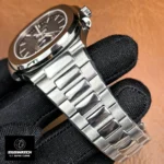 Macro shot of the bracelet link finishing and edge chamfers on the Nautilus Moon Phase 5726A-001.